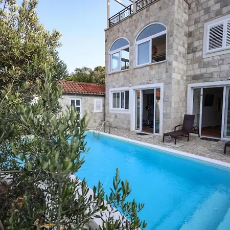 Villa Imperial Dubrovnik *